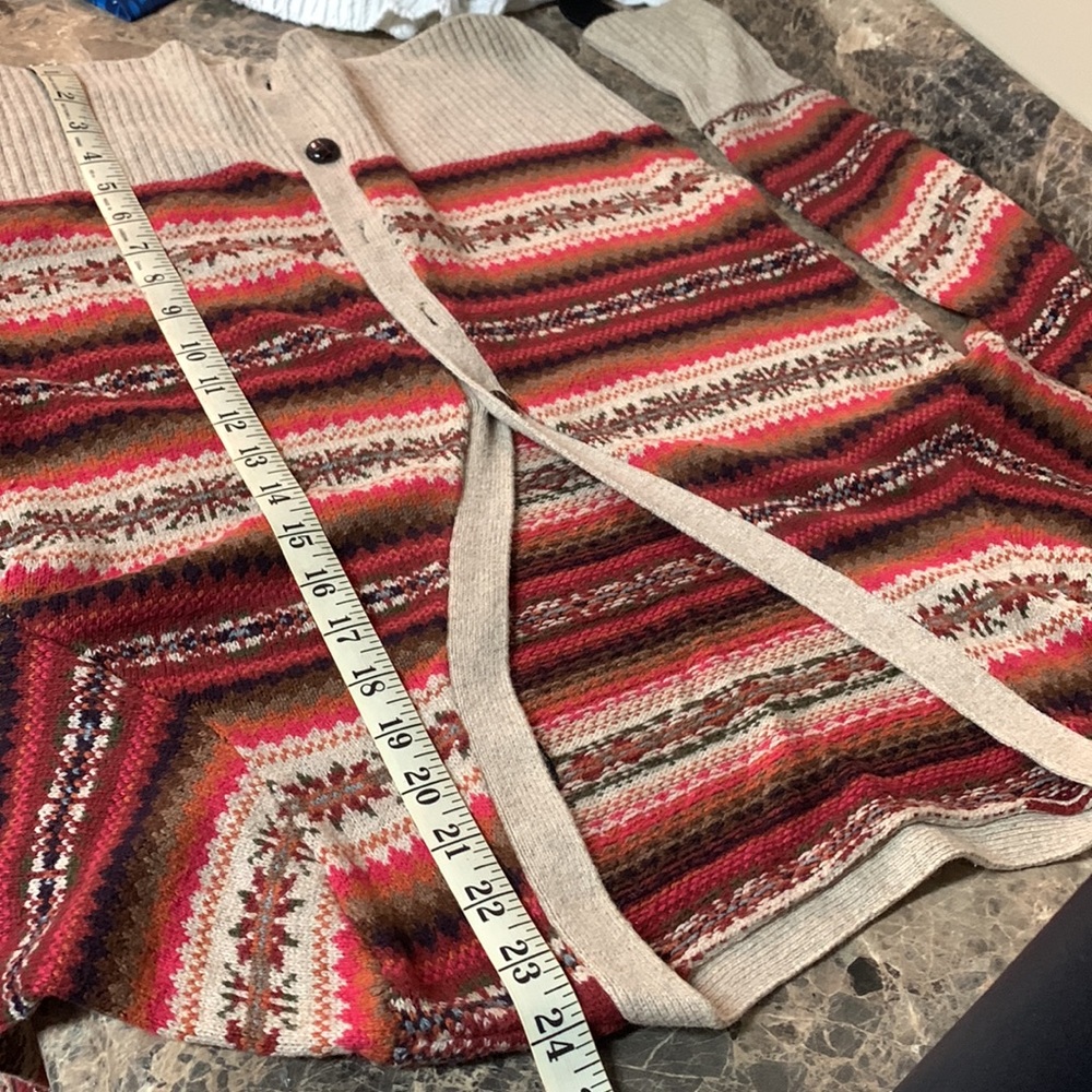 Fair Isle Pattern Cardigan - Picture 9 of 10